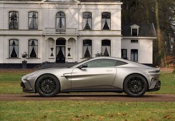 Aston Martin V8 Vantage 11.115 km 202.675 &euro; Nunspeet 