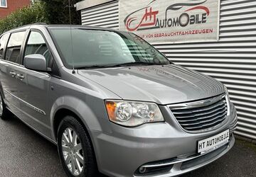 Chrysler Grand Voyager 184.500 km 11.399 &euro; Marl 45770