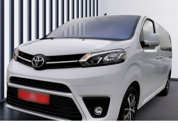 Toyota Proace (Verso) 2.446 km 39.950 &euro; Nittendorf 93152