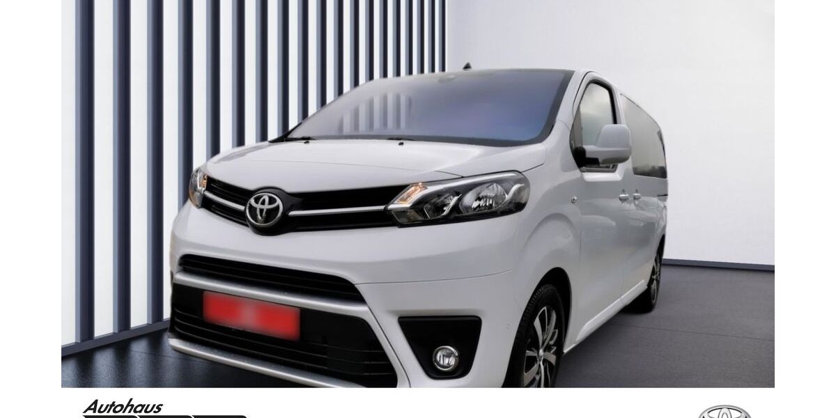 Toyota Proace (Verso) 2.446 km 39.950 &euro; Nittendorf 93152