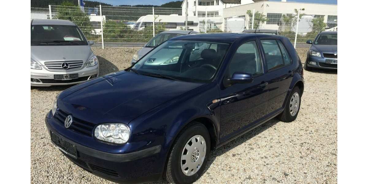 VW Golf 4 Türig,Tüv 01/28! 220.000 km 1.500 &euro; Himmelkron 95502