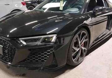 Audi R8 10.000 km 143.970 &euro; Helmstedt 38350