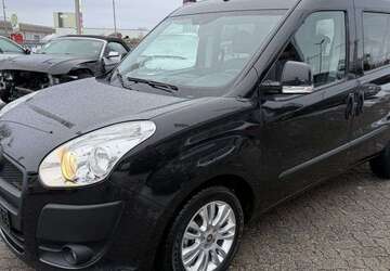 Fiat Doblo 118.495 km 9.990 &euro; Bruchsal 76646