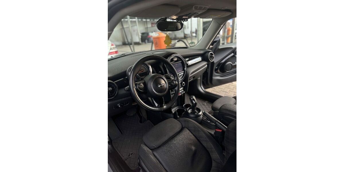 Mini Cooper SD Coupé 125.000 km 16.000 &euro; Frankfurt 60488