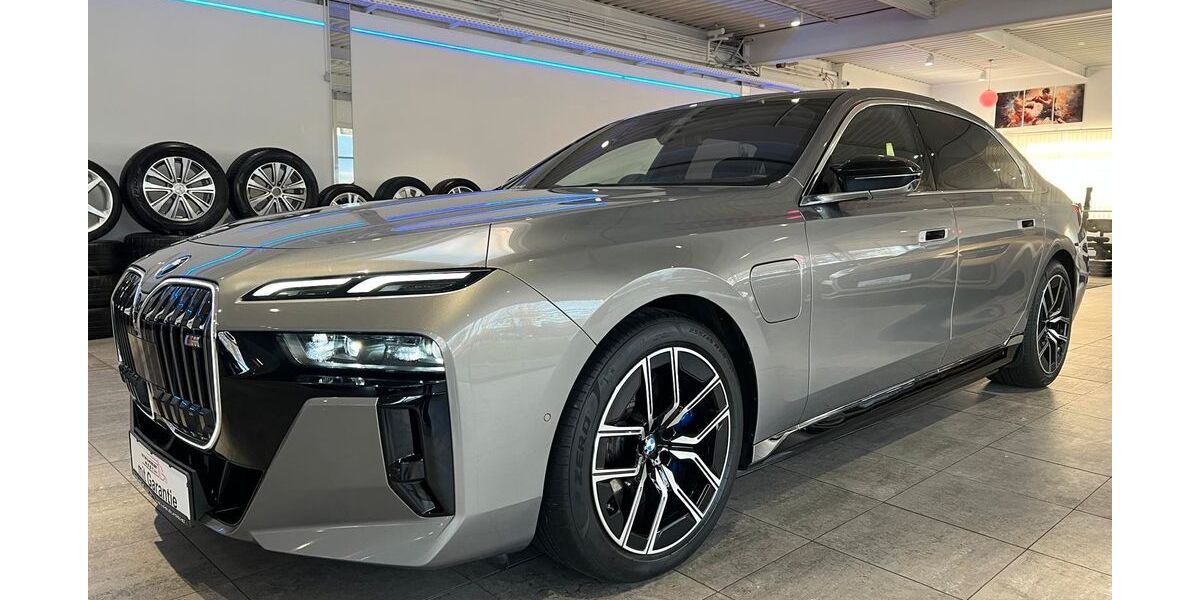 BMW M760 77.000 km 94.000 &euro; Datteln 45711