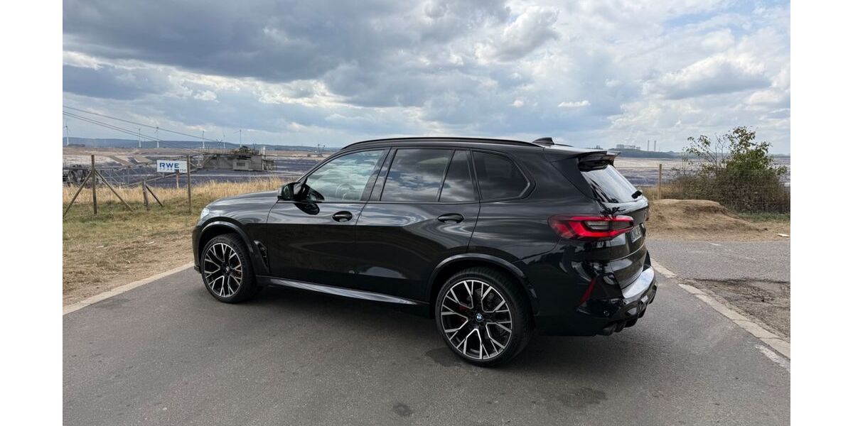 BMW X5 M 29.000 km 102.900 &euro; Düren 52353