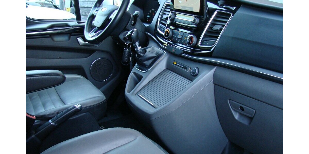Ford Tourneo Custom Hybrid 320 L1 Titanium X ACC AHK SH 67.732 km 33.980 &euro; Falkensee 14612