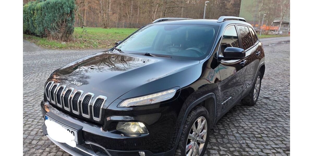 Jeep Cherokee 166.113 km 12.400 &euro; Göttingen 37081