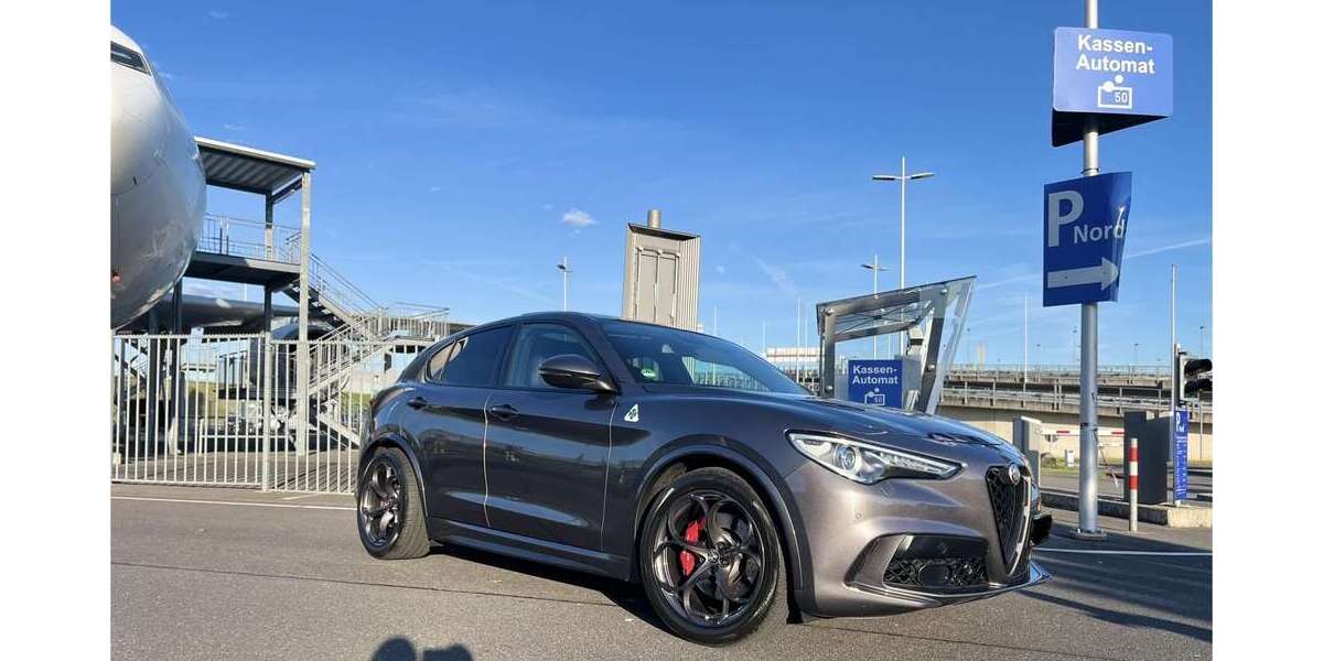 Alfa Romeo Stelvio 135.000 km 44.000 &euro; Köln 51103