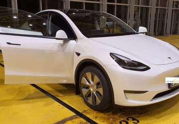 Tesla Model Y 59.559 km 31.990 &euro; Ostfildern 73760