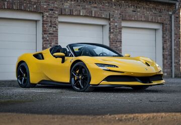 Ferrari SF90 1.562 km 469.000 &euro; Neuss 41464