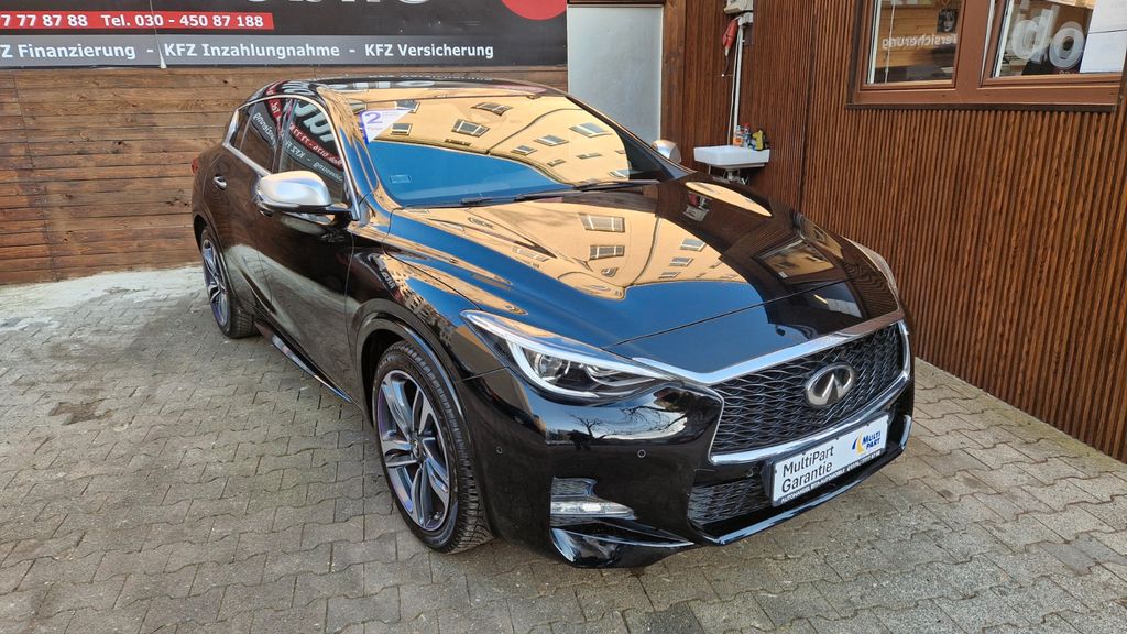 INFINITI Q30 76.505 km 19.980 &euro; Berlin 10627