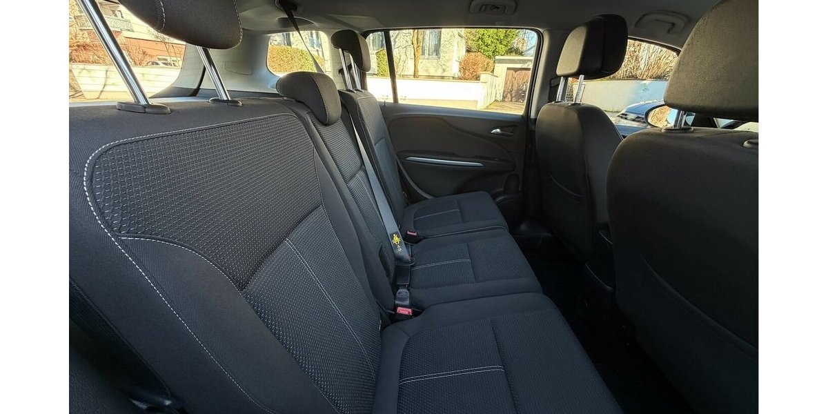 Opel Zafira Tourer Business Edition Navi 1. Hand 114.000 km 9.990 &euro; Neckarsulm 74172