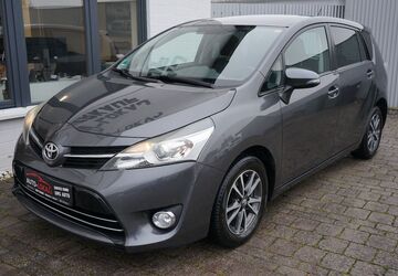 Toyota Verso 147.000 km 8.400 &euro; Pfedelbach 74629