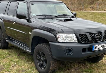 Nissan Patrol 196.000 km 17.900 &euro; Rostock 18059