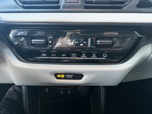 Suzuki Swift Comfort Hybrid+Automatik+LED+Kamera+Navi 2.950 km 19.890 &euro; Meerbusch 40667