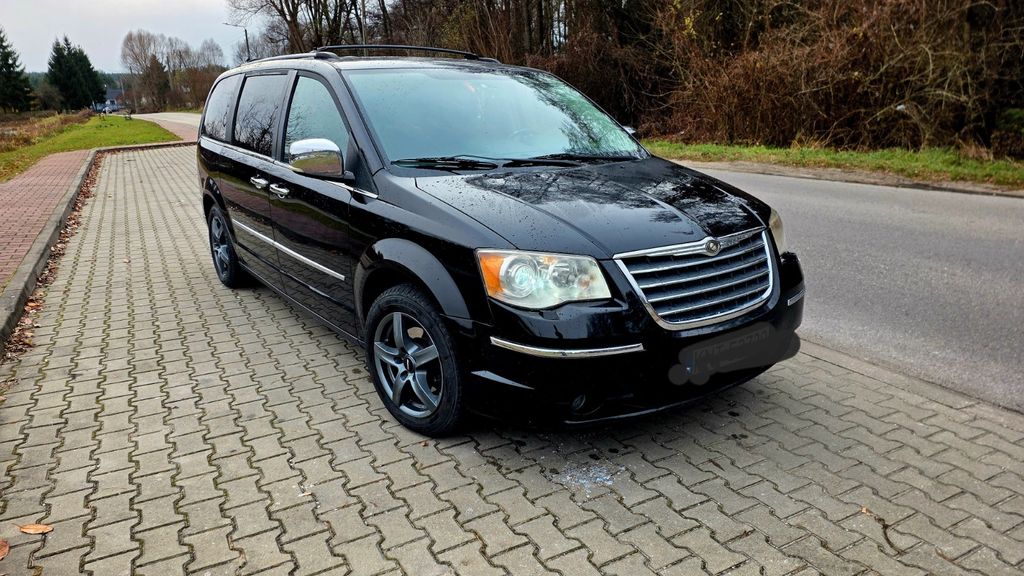 Chrysler Grand Voyager 214.000 km 7.800 &euro; Oelde 59302