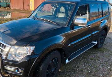 Mitsubishi Pajero 212.000 km 22.999 &euro; Wilhelmshaven 26388