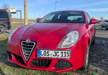 Alfa Romeo Giulietta 84.000 km 6.490 &euro; Neu Zittau 15537