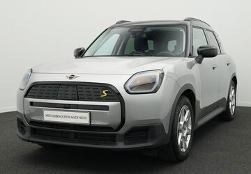 Mini Countryman SE (Cooper) 9.226 km 39.514 &euro; Würzburg 97076