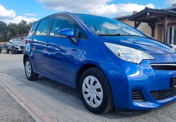 Toyota Verso-S 133.600 km 5.200 &euro; Falkensee 14612