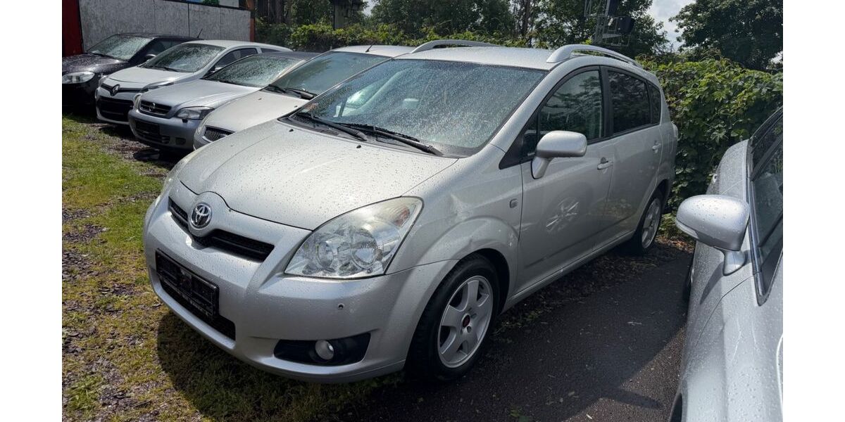 Toyota Corolla Verso 265.000 km 3.900 &euro; Saarlouis 66740