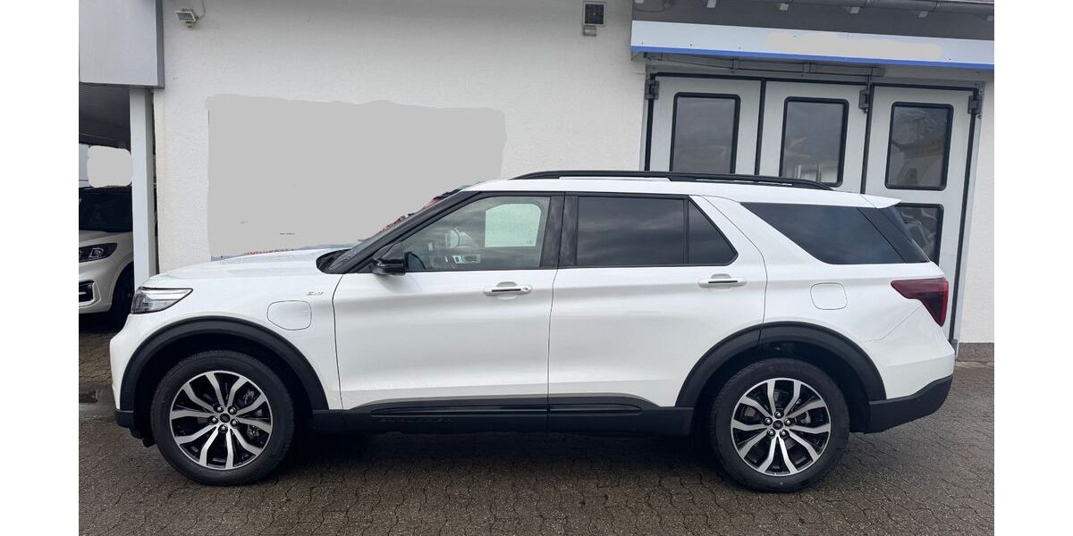 Ford Explorer 6.000 km 58.500 &euro; Großenlüder 36137
