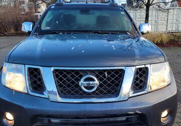 Nissan Navara 245.000 km 7.900 &euro; Kressbronn 88079