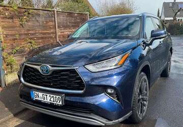 Toyota Highlander 32.100 km 48.000 &euro; Künzell 36093
