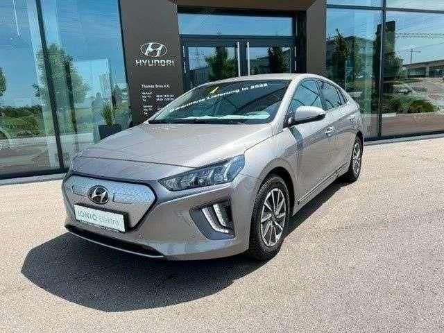 Hyundai IONIQ 25.000 km 29.900 &euro; Cham 93413