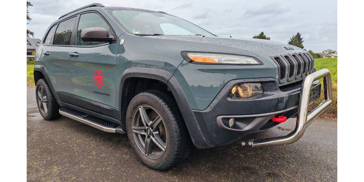 Jeep Cherokee 75.000 km 18.000 &euro; Bad Kreuznach 55543