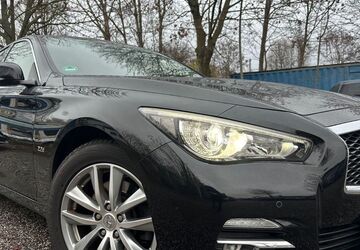 INFINITI Q50 143.000 km 15.500 &euro; Hamburg 21079