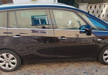 Opel Zafira Tourer 247.000 km 6.000 &euro; Zerbst 39261