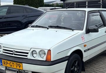 Lada Samara 137.838 km 3.950 &euro; Ruinerwold 7961E