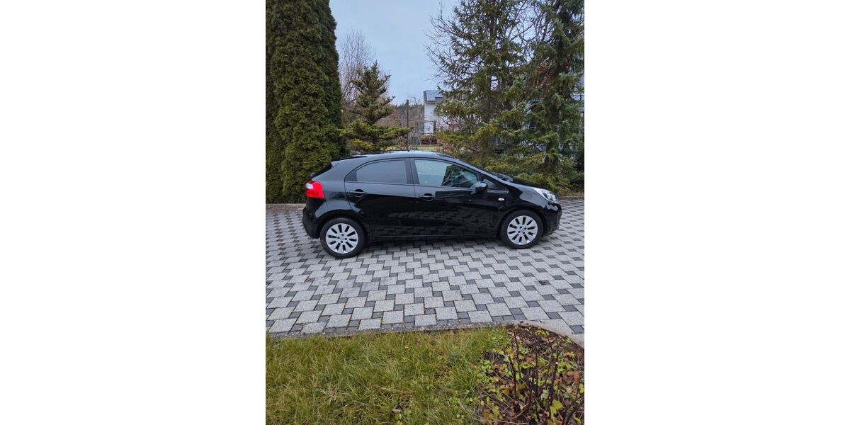 Kia Rio 124.309 km 4.500 &euro; Deißlingen/Lauffen 78652