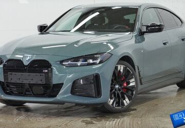 BMW i4 27.337 km 54.880 &euro; Bottrop 46236