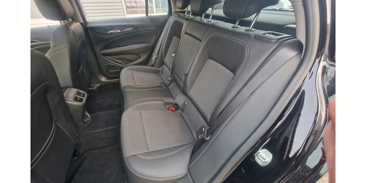 Opel Insignia 1.5 D Elegance Klimaautomatik NAVI 107.000 km 15.699 &euro; Landau 76829