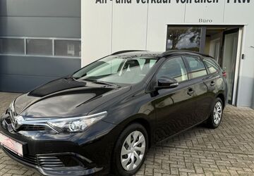 Toyota Auris 96.940 km 10.900 &euro; Bedburg-Hau 47551