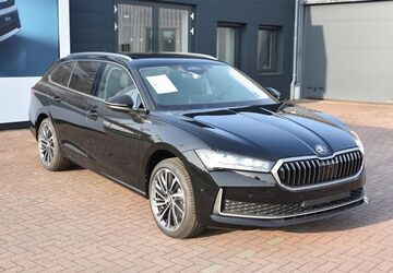 Skoda Superb 5.000 km 51.690 &euro; Aschersleben 06449
