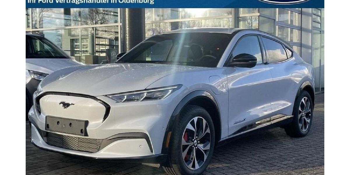 Ford Mustang Mach-E 22.000 km 40.900 &euro; Oldenburg 26125