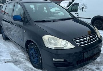 Toyota Avensis Verso 173.138 km 3.000 &euro; Hamm 59067