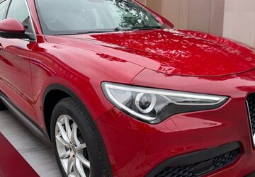 Alfa Romeo Stelvio 142.684 km 18.400 &euro; Puchheim 82178