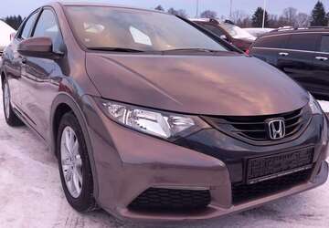Honda Civic 64.033 km 9.990 &euro; Großröhrsdorf OT Bretnig 01900