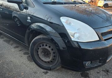 Toyota Corolla Verso 224.000 km 2.499 &euro; Neuburg an der Donau 86633