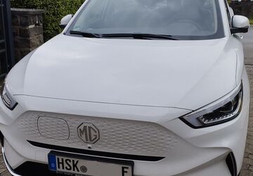 MG ZS 49.500 km 18.999 &euro; Meschede 59872