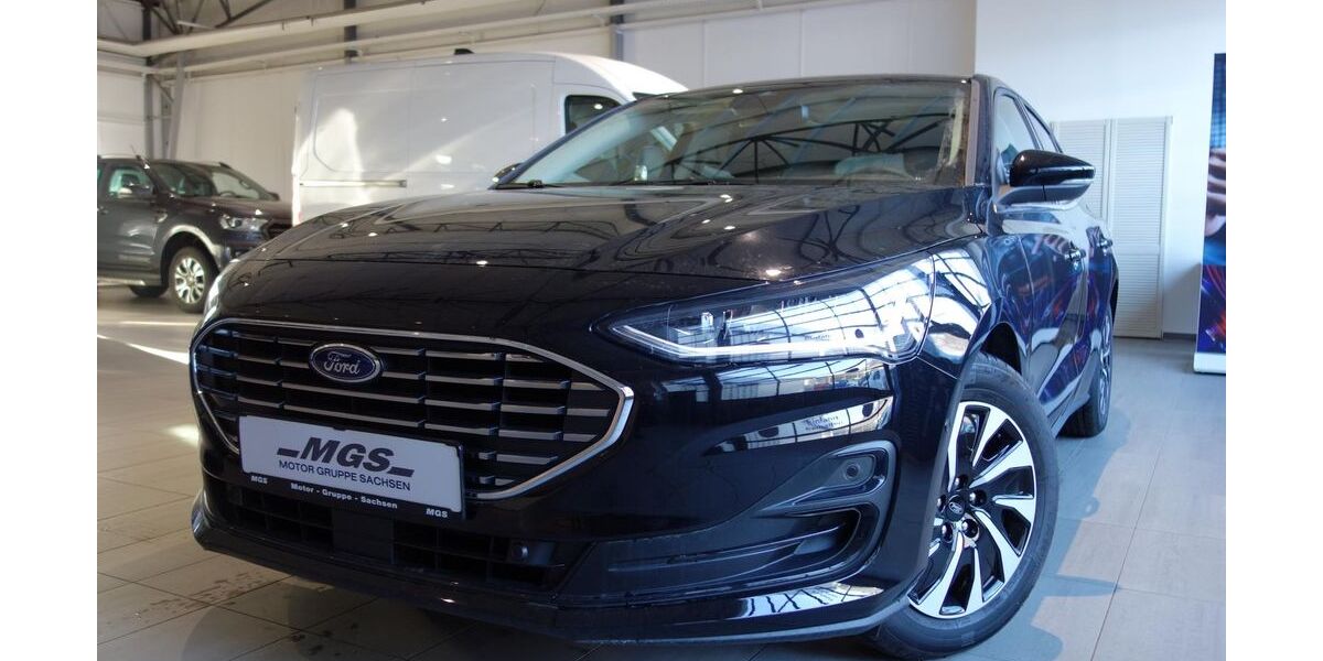Ford Focus 8.500 km 26.990 &euro; Radebeul 01445
