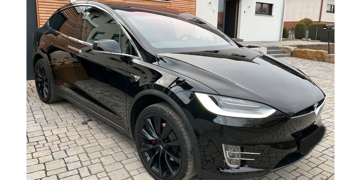 Tesla Model X 118.000 km 45.700 &euro; Butzbach 35510