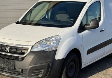 Peugeot Partner 111.836 km 4.990 &euro; Fulda 36100