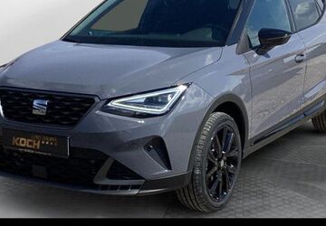 Seat Arona 2.999 km 28.590 &euro; Bad Mergentheim 97980