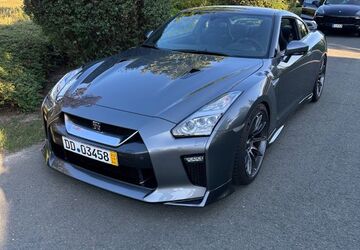 Nissan GT-R 13.000 km 210.000 &euro; Berlin 12099